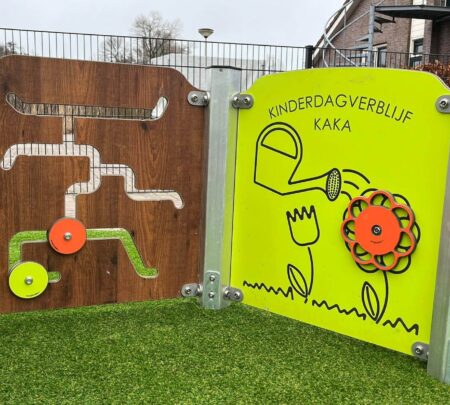 Spelpanelen-speeltoestel-Isabella.jpg Spelpanelen-speeltoestel-Isabella.jpg