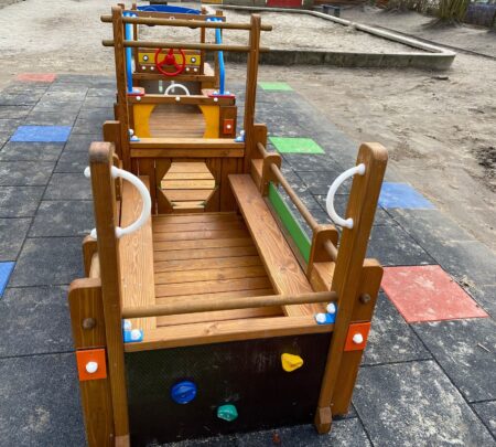 Terreinwagen-met-aanhangwagen-2.jpg Terreinwagen-met-aanhangwagen-2.jpg