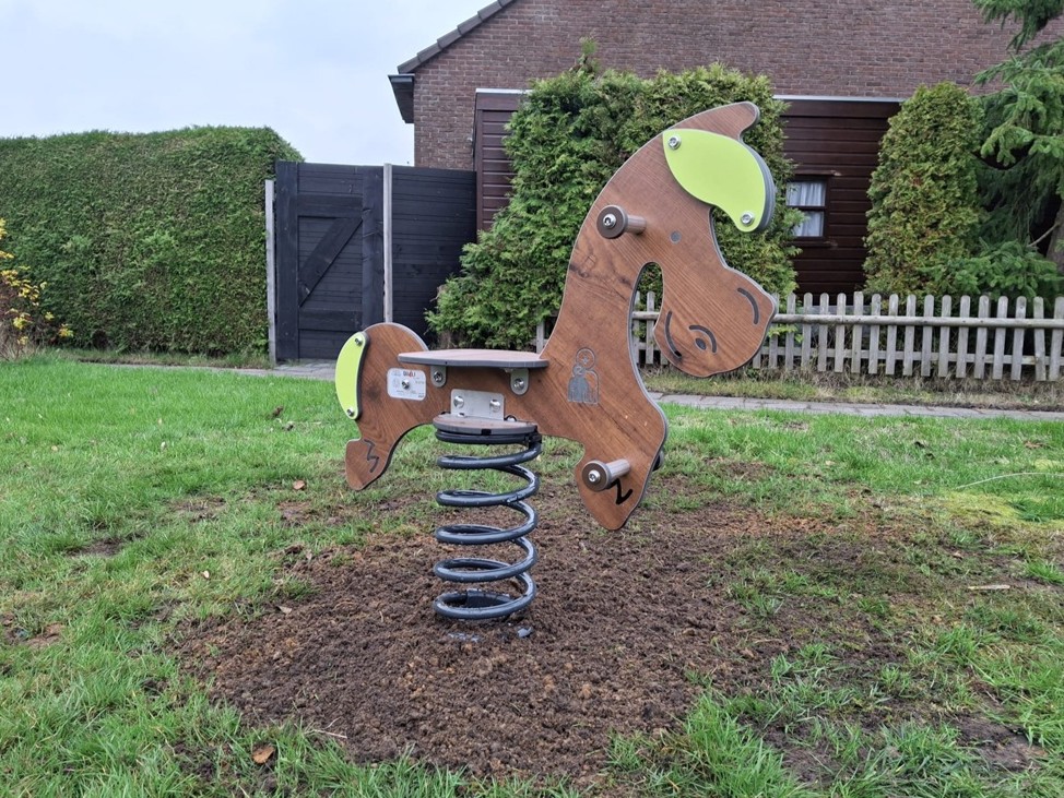 Veerfiguur paard Cheval