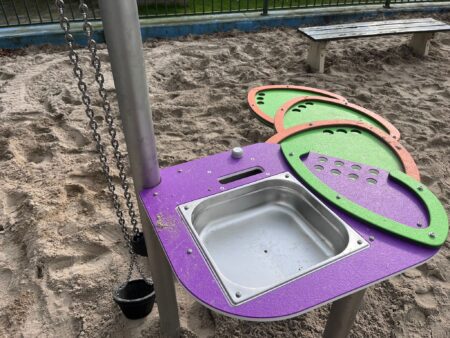 Zandspeeltoestel Holly