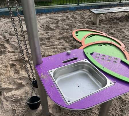 Zandspeeltoestel Holly