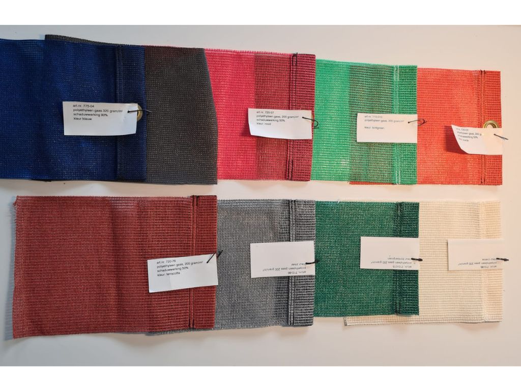 Zonnedoek kleurstalen