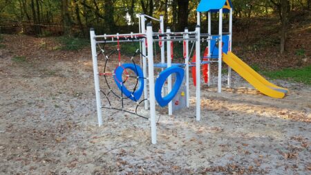 b92a9cb9-c42e-452b-bd8e-46f109044299.jpg b92a9cb9-c42e-452b-bd8e-46f109044299.jpg