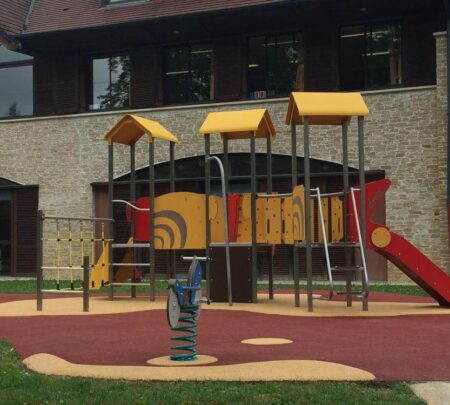 speeltoestel-Bertrand-afbeelding.jpg speeltoestel-Bertrand-afbeelding.jpg