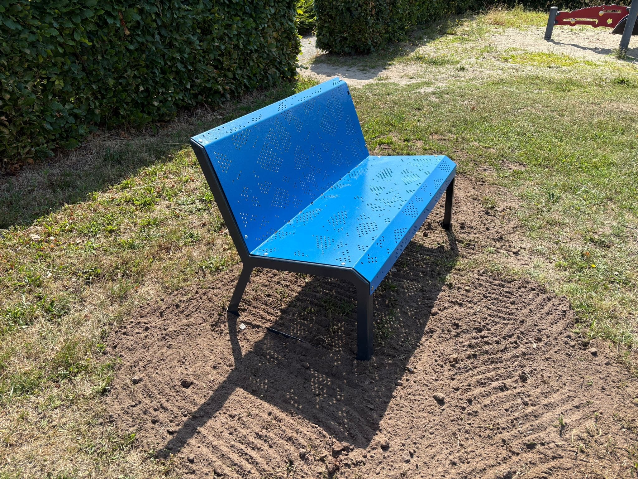 Relax bank Modern (1)-min