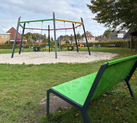 Relax bank Modern (2)-min Relax bank Modern (2)-min