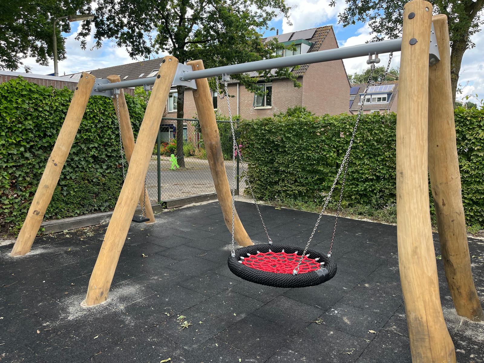 Robinia combinatieschommel (3)