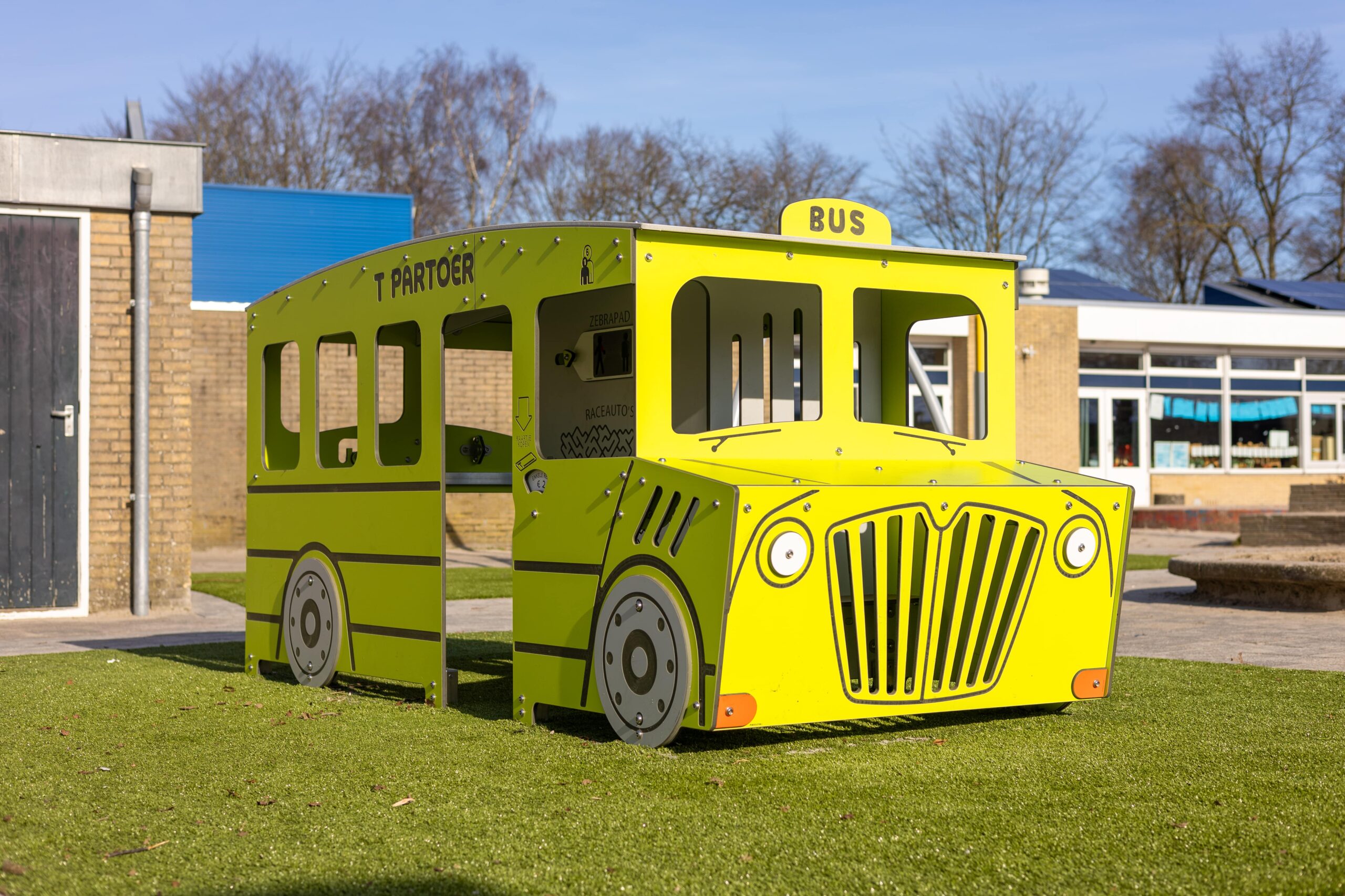 Speelbus (9) Speelbus (9)