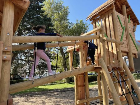 Mega Ridderburcht met keverbrug en loopbalk (1) Mega Ridderburcht met keverbrug en loopbalk (1)