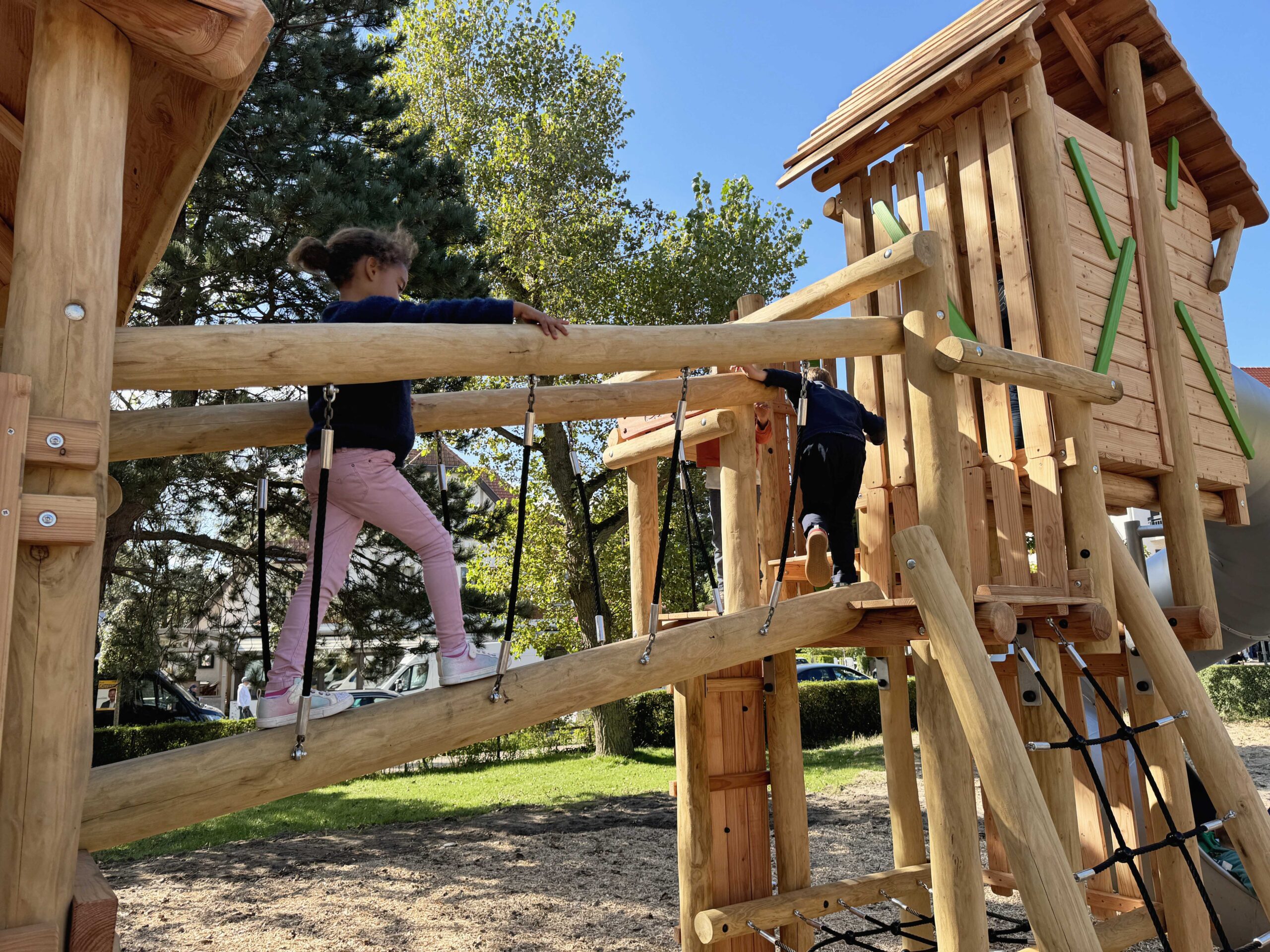 Mega Ridderburcht met keverbrug en loopbalk (1) Mega Ridderburcht met keverbrug en loopbalk (1)