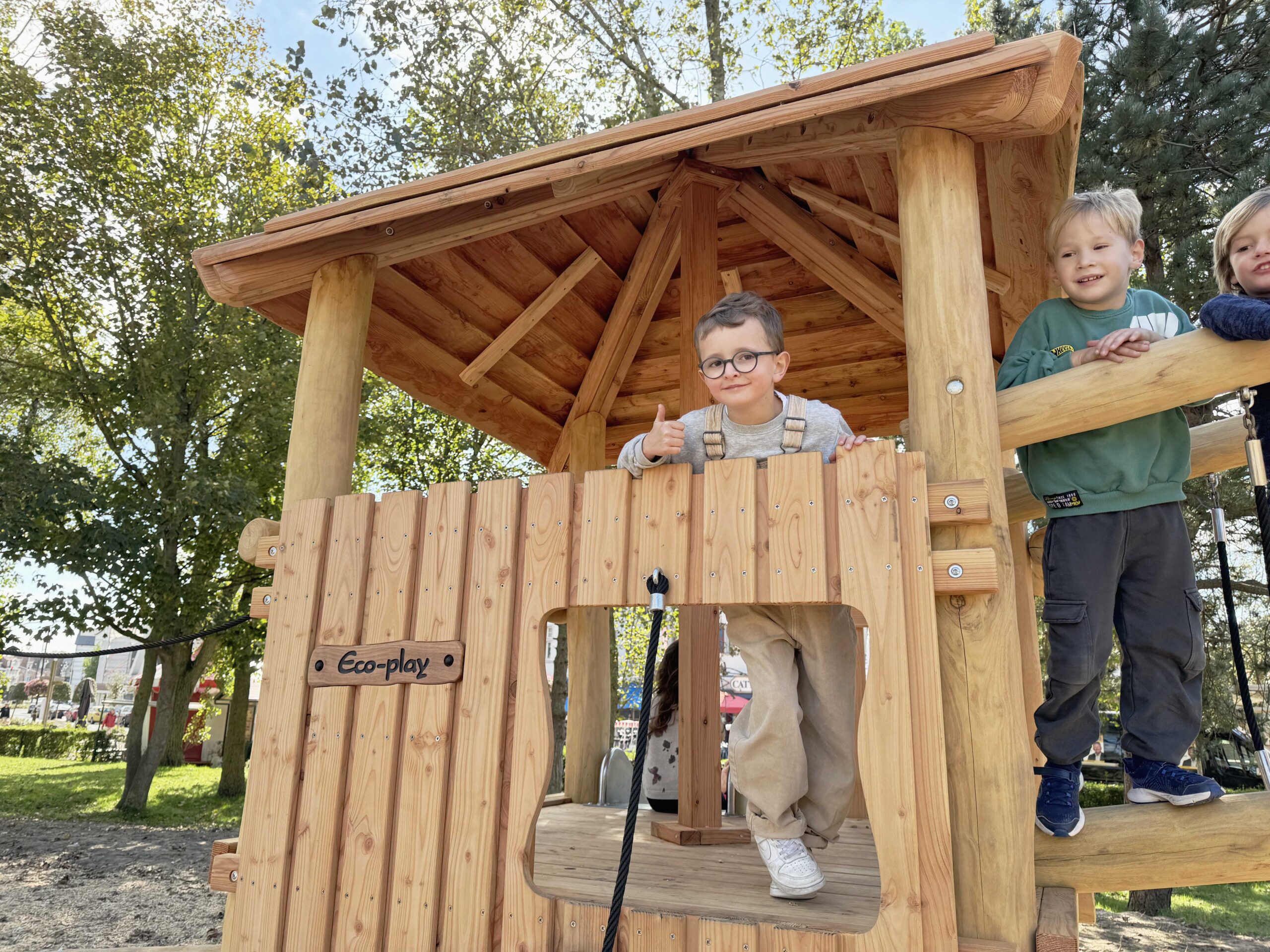 Robinia Ridderburcht Robinia Ridderburcht
