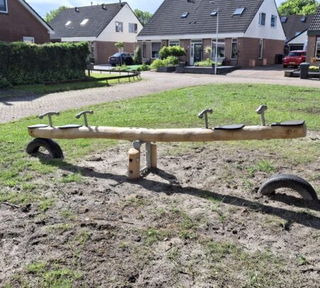 Robinia 4-zits wip Robinia 4-zits wip