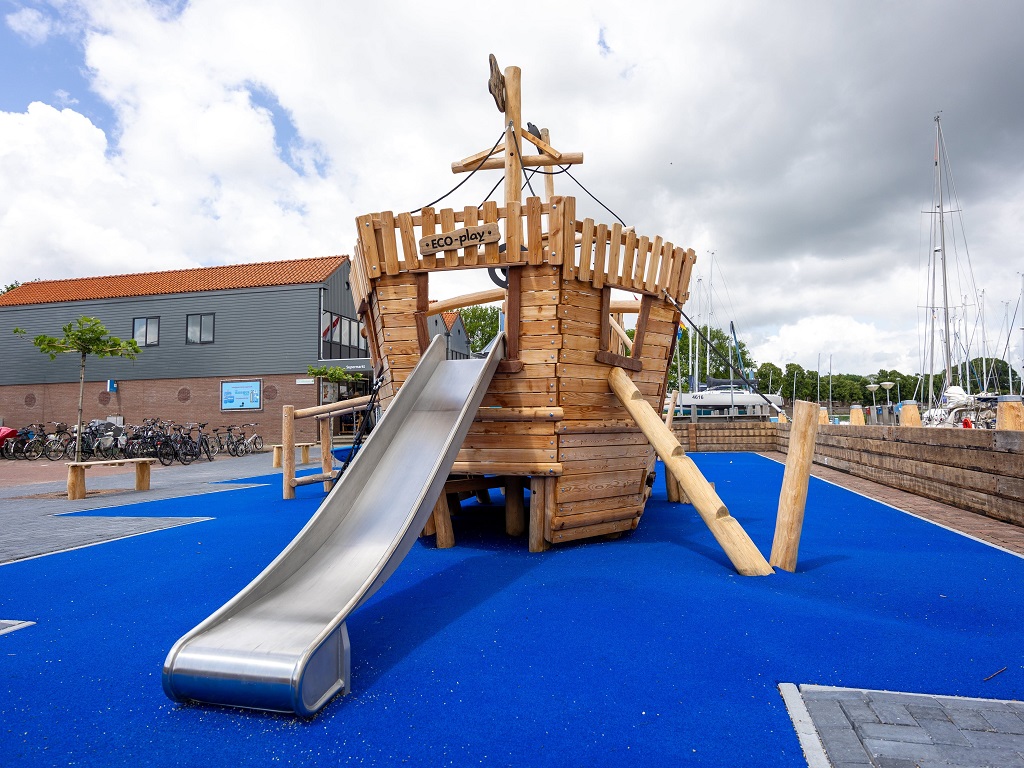 Robinia Piratenboot Albatros (11)