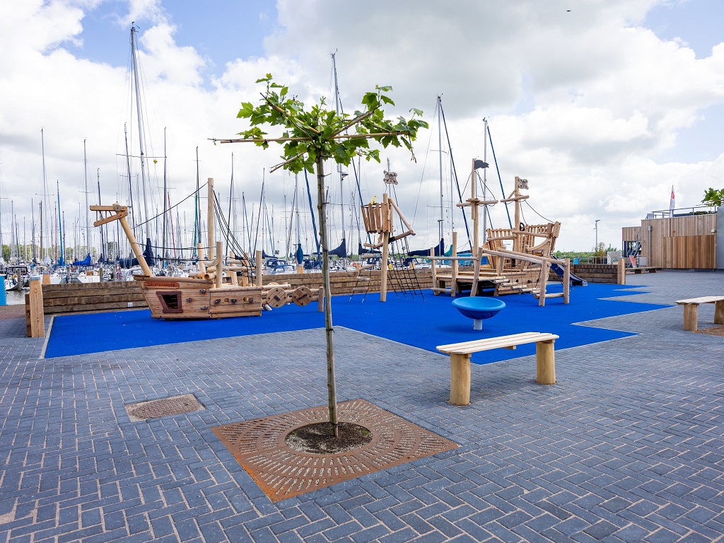 Robinia Piratenboot Albatros (19)