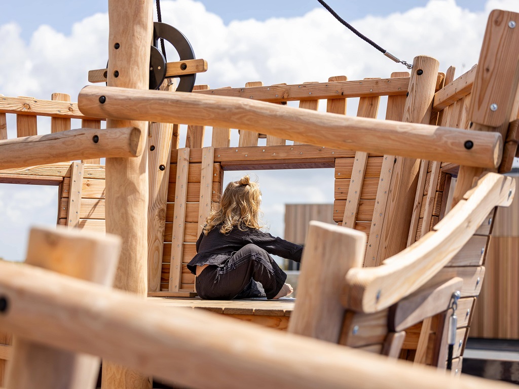 Robinia Piratenboot Albatros (30)