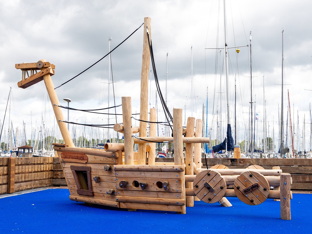 Robinia Piratenboot Albatros (7)