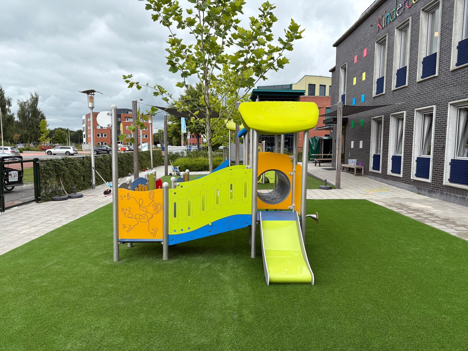 Macy RVS speeltoestel (8)