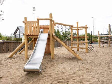 Robinia combi Tovertoren (2) Robinia combi Tovertoren (2)