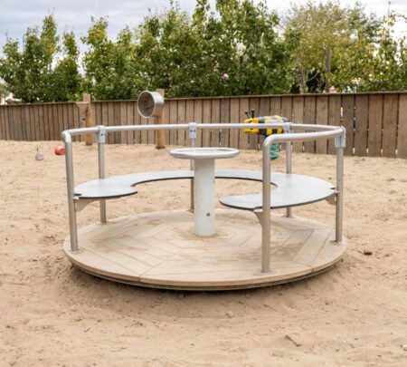 Robinia draaimolen Robinia draaimolen