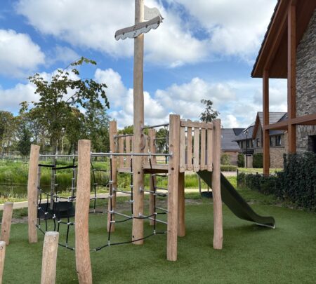 Speelboot Grim (9) Speelboot Grim (9)