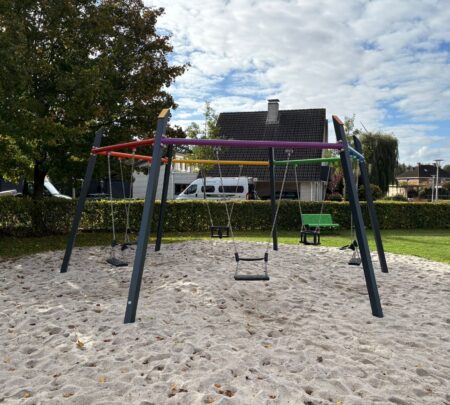 Zeshoekschommel metaal (2)-min