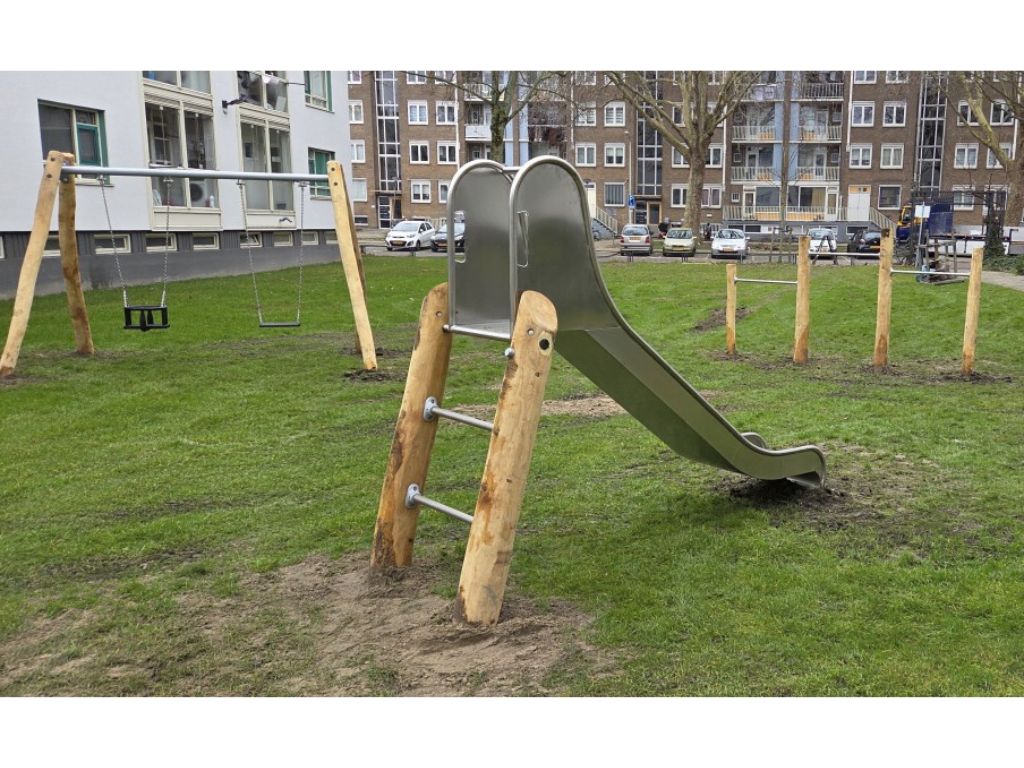 Robinia vrijstaande glijbaan 120 cm (2)