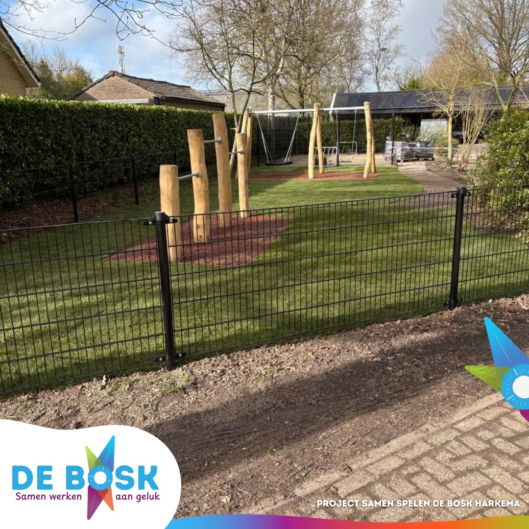 Robinia duikelrek 3-delig en een Robinia combischommel